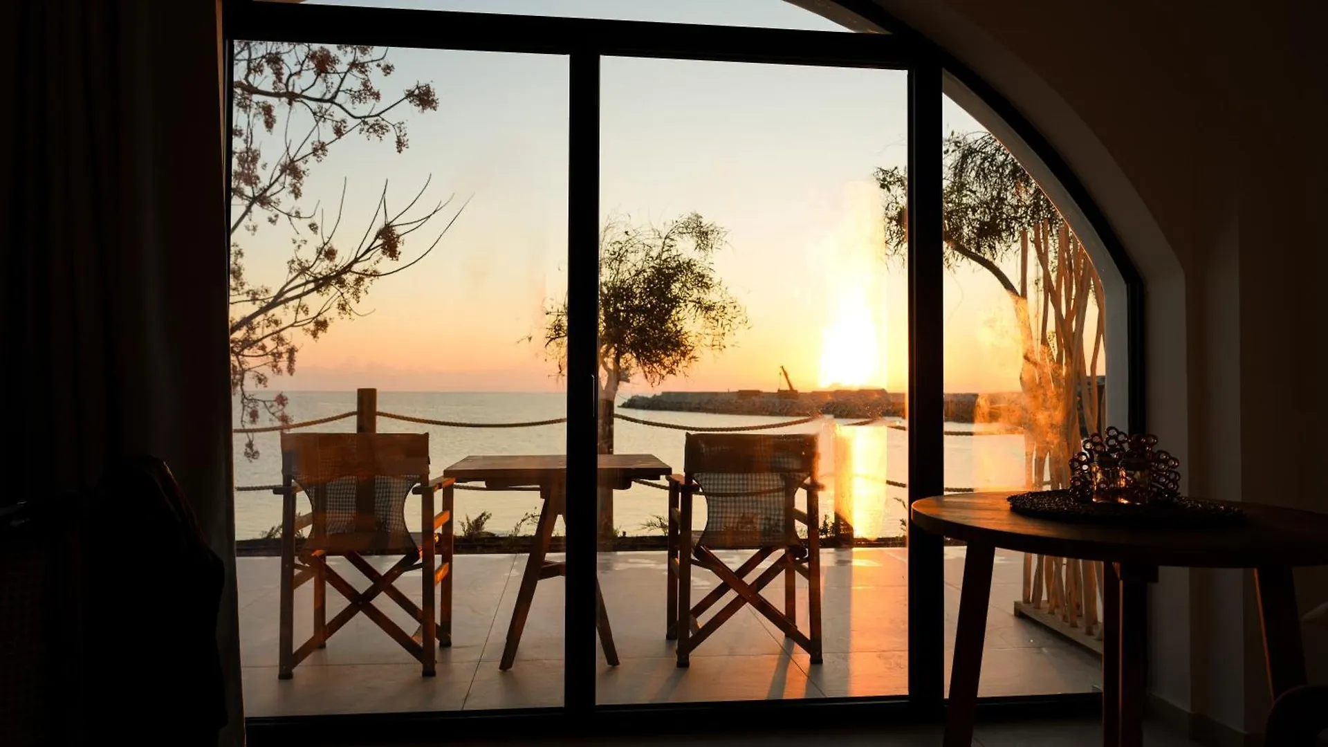 Sirena Bay Beach House And Luxury Suites Protaras Cypern